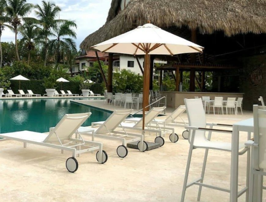 Bambrella USA: The World's Strongest Commercial Umbrellas for Outdoor Excellence Since 2008